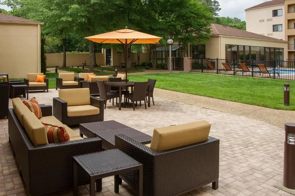 Courtyard by Marriott Williamsburg Busch Gardens Area