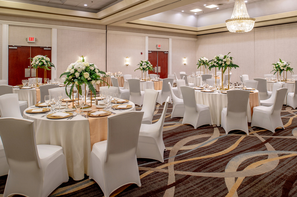 DoubleTree by Hilton Hotel Collinsville - St. Louis