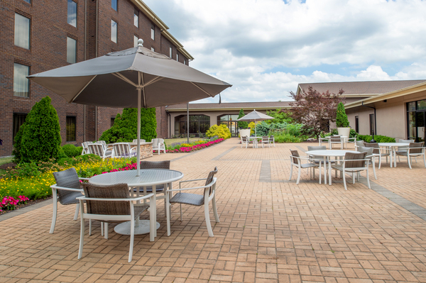 DoubleTree by Hilton Hotel Collinsville - St. Louis