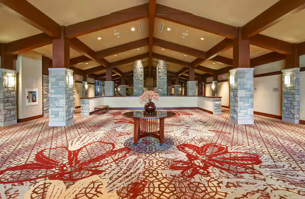 DoubleTree Fallsview Resort & Spa by Hilton - Niagara Falls