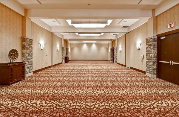 DoubleTree Fallsview Resort & Spa by Hilton - Niagara Falls