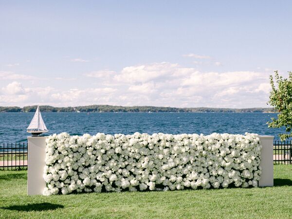 1000 Island Harbor Hotel