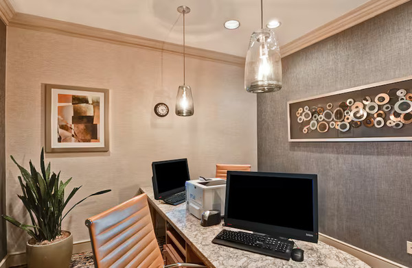 Homewood Suites by Hilton Windsor Locks Bradley Airport