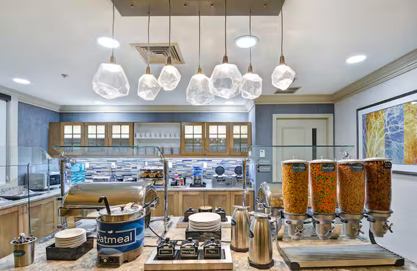 Homewood Suites by Hilton Windsor Locks Bradley Airport