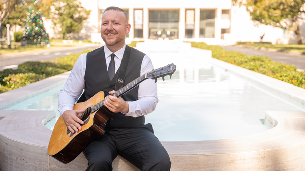 Jeff Jarrett - Singer & Guitarist for Private Events & Weddings