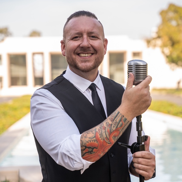 Jeff Jarrett - Singer & Guitarist for Private Events & Weddings