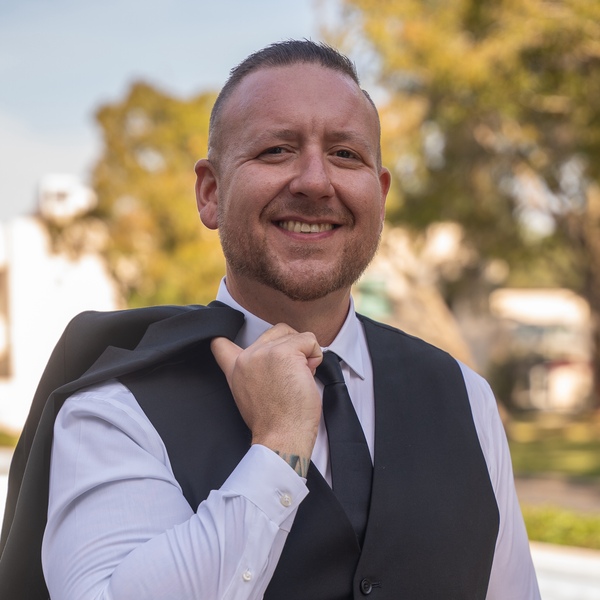 Jeff Jarrett - Singer & Guitarist for Private Events & Weddings