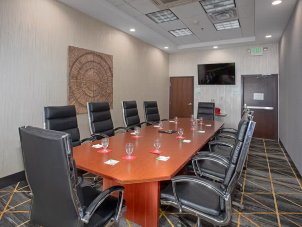 Holiday Inn & Suites Durango Central