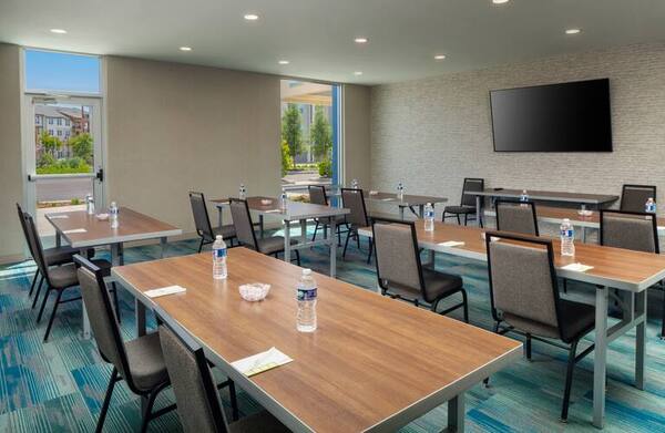 Home2 Suites by Hilton Lake Mary Orlando