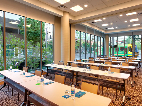 Hyatt House Portland Downtown