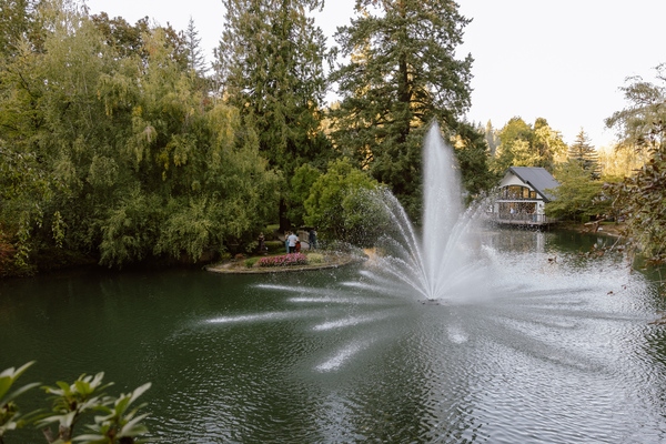 Lakeside Gardens