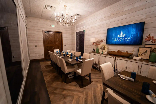 The Blackwall Barn & Lodge | Columbia