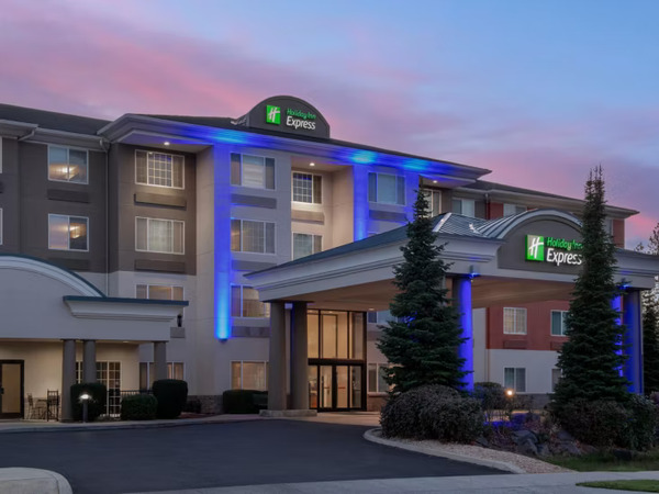 Holiday Inn Express Spokane Airport