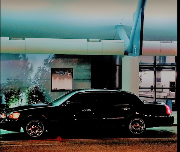 Advanced Limousine Car & Lux Taxi Flint, MI.