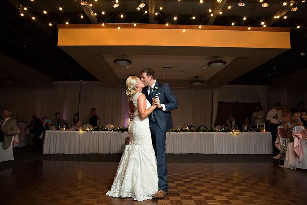 Inn At 835 Historic Hotel Catering & Events