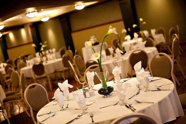 Inn At 835 Historic Hotel Catering & Events