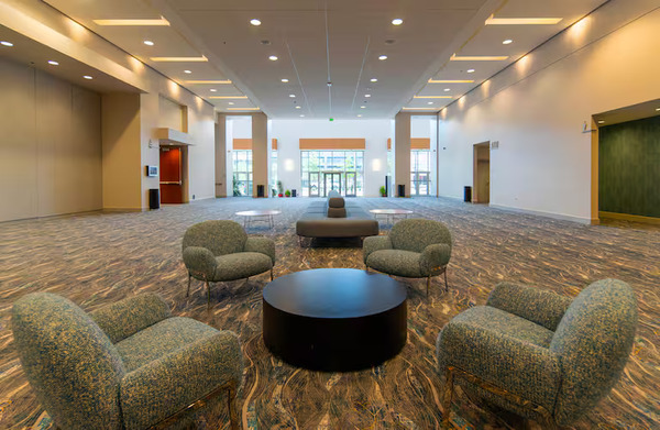 DoubleTree by Hilton Cedar Rapids Convention Complex