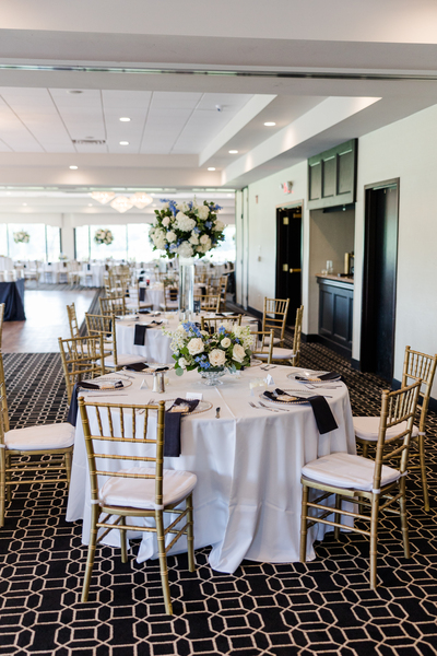 Fox Hills Golf & Banquet Center