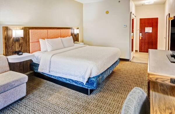 Hampton Inn Van Buren