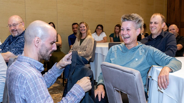 Corporate Mentalist Jesse Dameron