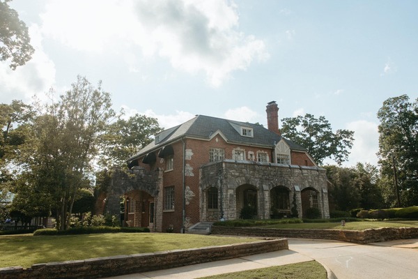 Ivy Manor at the Shoals