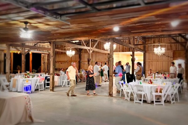 The Barn at Twin Creeks