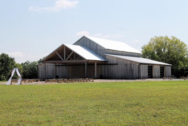 The Barn at Twin Creeks
