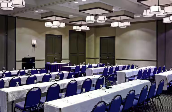 DoubleTree by Hilton Hotel Miami Airport & Convention Center