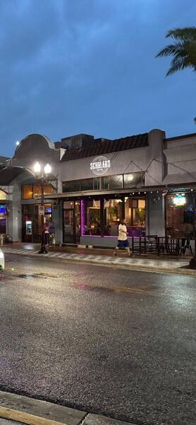 Scholars Restaurant & Bar