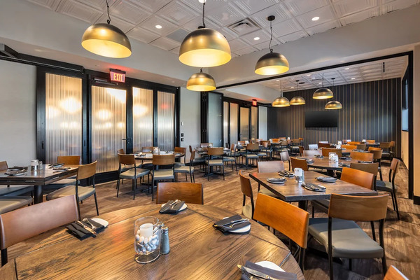 Cooper's Hawk Winery & Restaurant - Overland Park