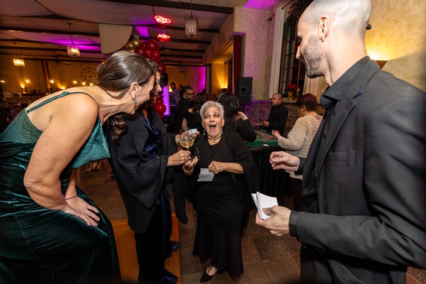 Corporate Mentalist Jesse Dameron