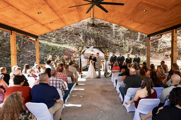 Honeymoon Creek Weddings