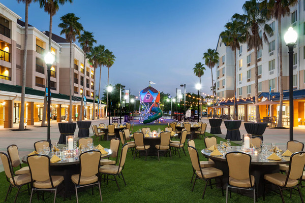 Courtyard Orlando Lake Buena Vista in the Marriott Village