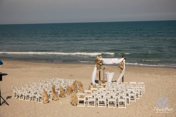 Crowne Plaza Melbourne Oceanfront