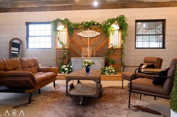 Mountain View Menagerie