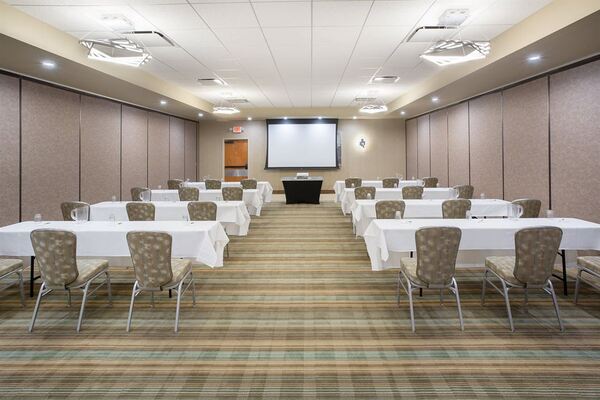 Holiday Inn Riverton-Convention Center