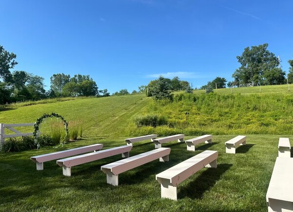 Bella's Farmhouse and Venue