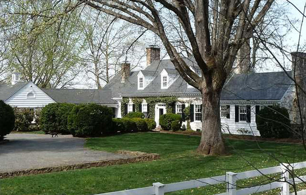 Roslyn Farm & Vineyard