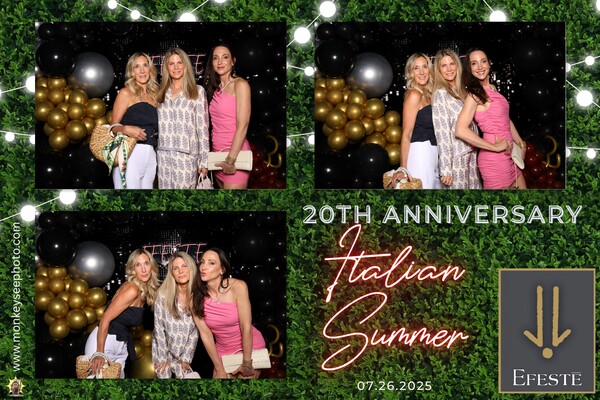 Monkey See Photo Booth