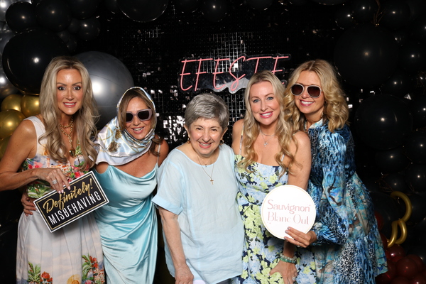 Monkey See Photo Booth