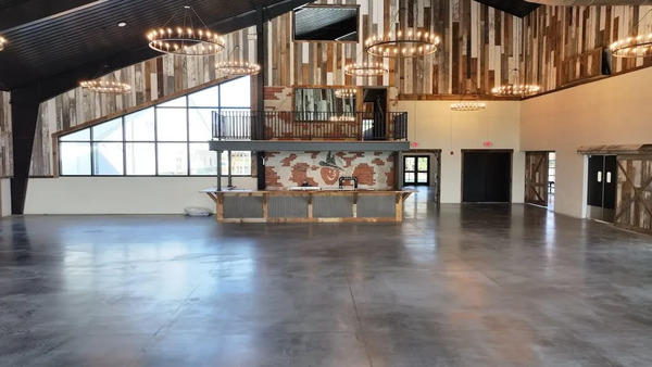 Crimson Hills Event Venue at Big Red Orchard