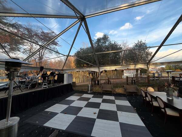 Roslyn Farm & Vineyard