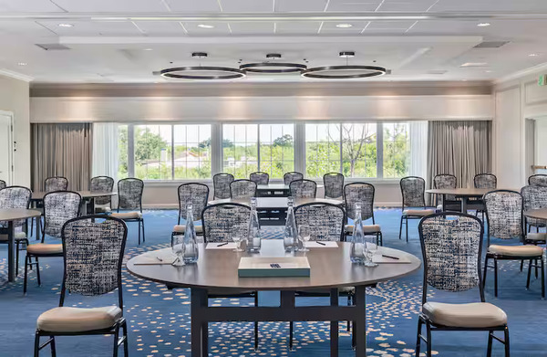 DoubleTree Suites by Hilton Hotel Naples