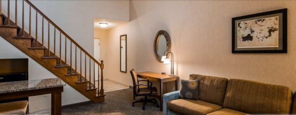 Best Western Plus Country Cupboard Inn