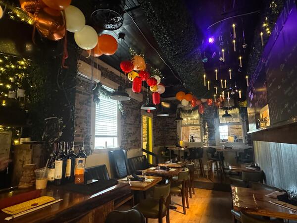 The Oak & Ivy Taphouse