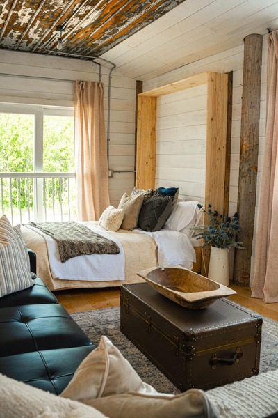 Stubble & Strawflower Ranch