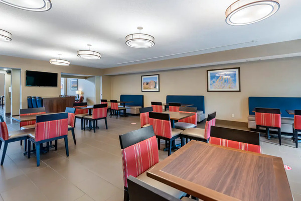 Comfort Suites Auburn