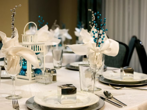 Holiday Inn & Suites Denver Tech Center-Centennial