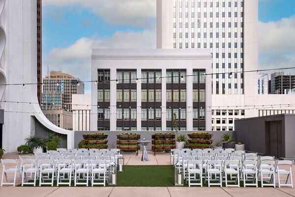 Renaissance Phoenix Downtown Hotel