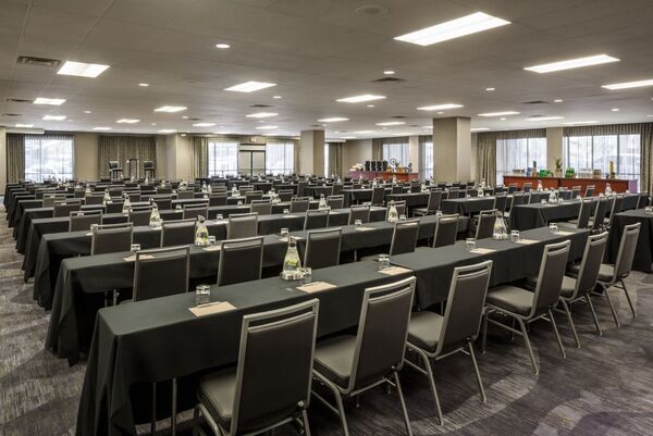 Renaissance Phoenix Downtown Hotel